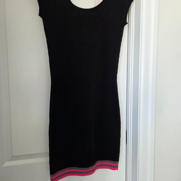 Betsey Johnson Bodycon Black with pink sweater dress size M - Picture 2 of 6